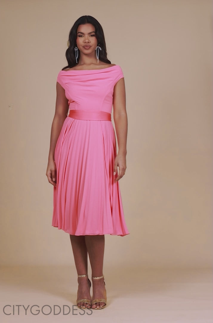 Cowl Neck Pleated Midi Dress DR4501