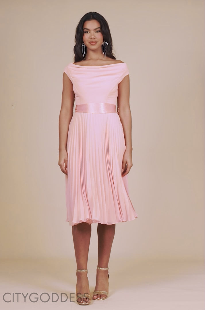 Cowl Neck Pleated Midi Dress DR4501